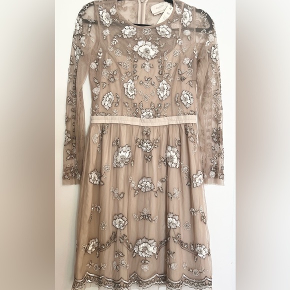 BHLDN Beautiful Taupe Sequined Dress. NWT size 10 - Picture 2 of 11